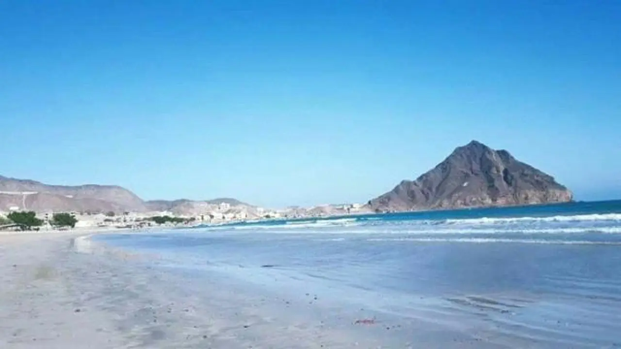 توقعات مركز الأرصاد اليمني بهطول أمطار على المرتفعات والمناطق الساحلية خلال ساعات